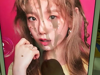 Taeyeon Cum Tribute #7 (MASSIVE LOAD)